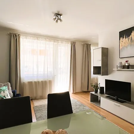 Cosy Living Apartment W Balcony Budapesta Exterior foto